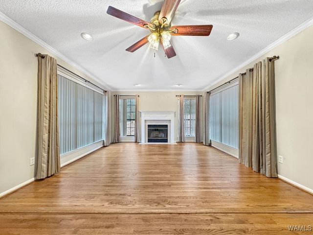 716 Downs Ave, Gardendale, AL 35071