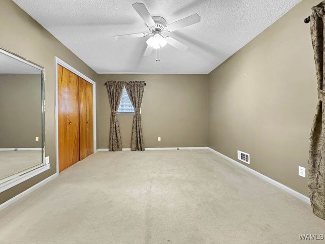 716 Downs Ave, Gardendale, AL 35071