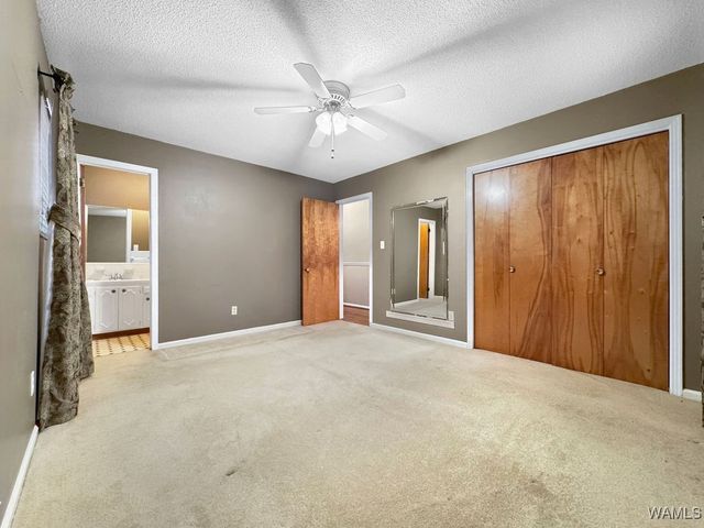 716 Downs Ave, Gardendale, AL 35071