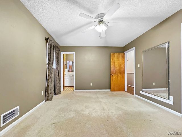 716 Downs Ave, Gardendale, AL 35071