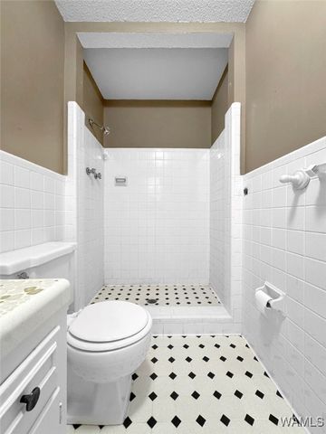 716 Downs Ave, Gardendale, AL 35071