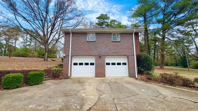 716 Downs Ave, Gardendale, AL 35071