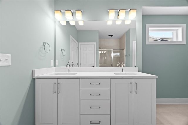 18 Eagle Hollow, Perinton, NY 14526