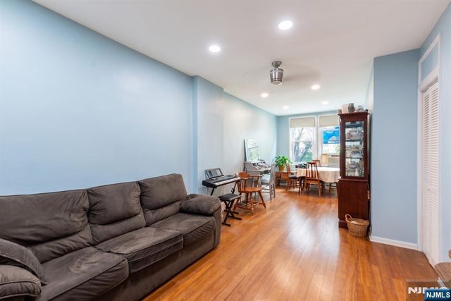 140A Clendenny Avenue, Jersey City, NJ 07304