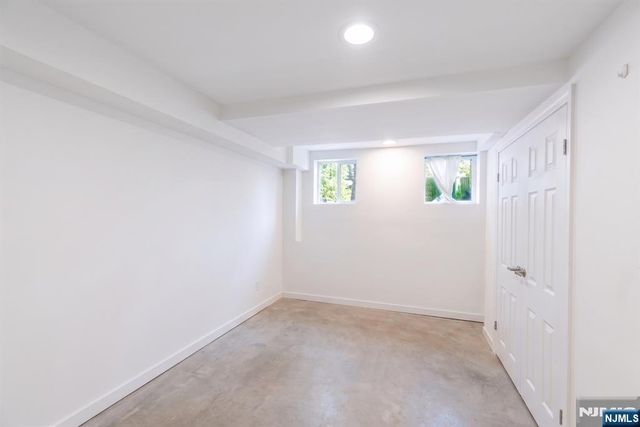 140A Clendenny Avenue, Jersey City, NJ 07304