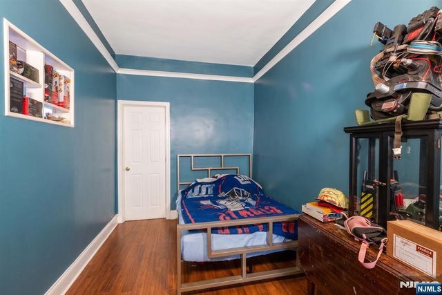 140A Clendenny Avenue, Jersey City, NJ 07304
