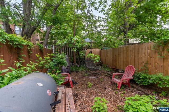 140A Clendenny Avenue, Jersey City, NJ 07304