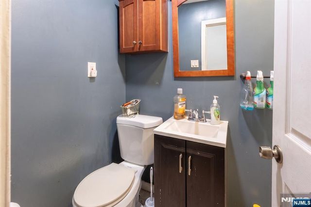 140A Clendenny Avenue, Jersey City, NJ 07304