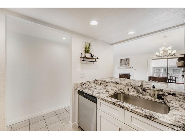 540 S Forest St 5-206, Denver, CO 80246