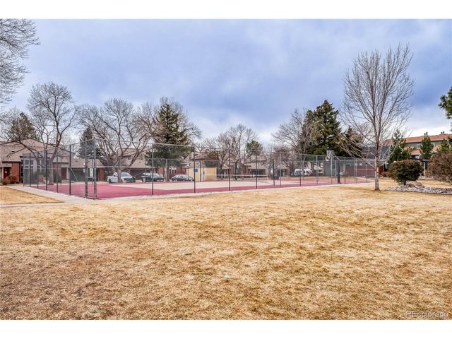 540 S Forest St 5-206, Denver, CO 80246