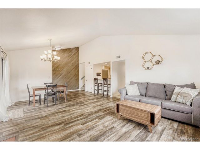 540 S Forest St 5-206, Denver, CO 80246