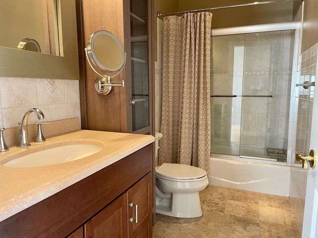 123 Newbury Street 4, Boston, MA 02116