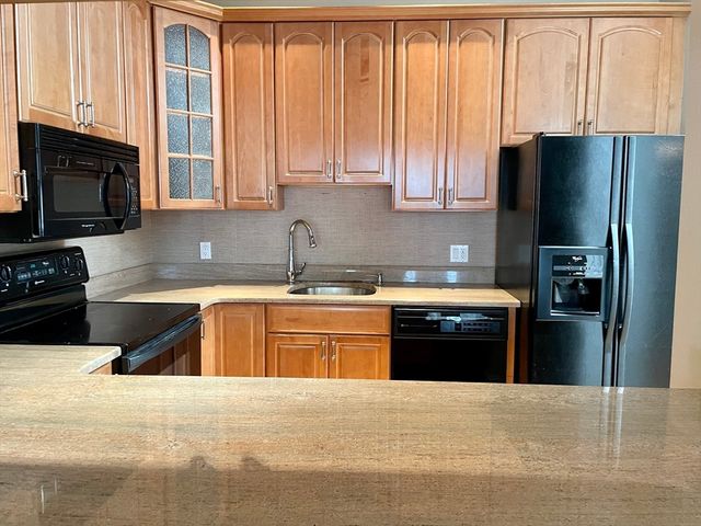 123 Newbury Street 4, Boston, MA 02116