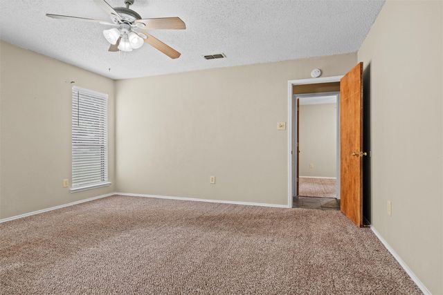 5601 Kingstree Court, Arlington, TX 76017