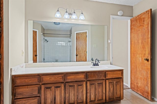 5601 Kingstree Court, Arlington, TX 76017