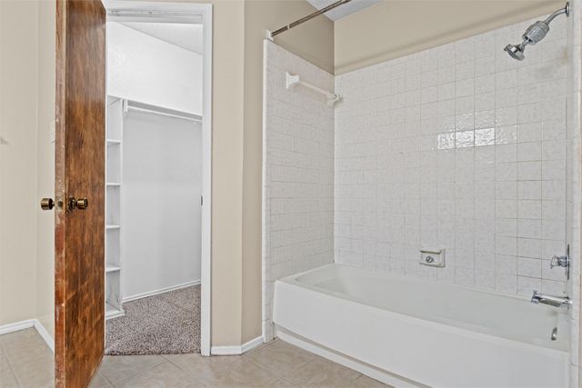 5601 Kingstree Court, Arlington, TX 76017