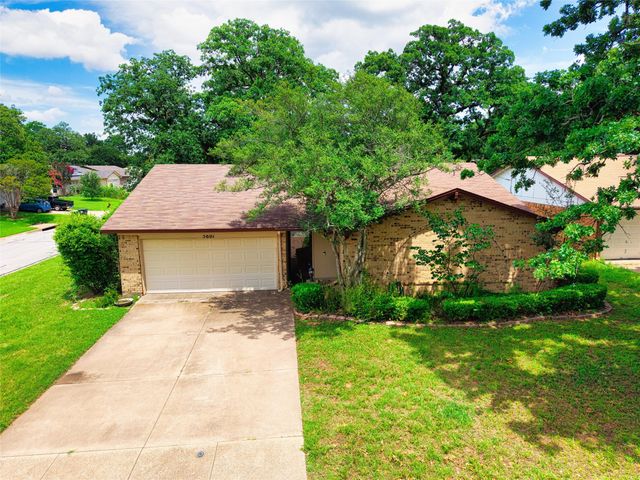 5601 Kingstree Court, Arlington, TX 76017