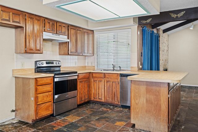 5601 Kingstree Court, Arlington, TX 76017