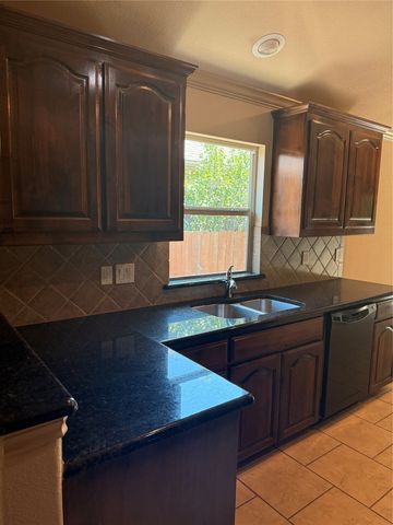 5049 Britton Ridge Lane, Fort Worth, TX 76179