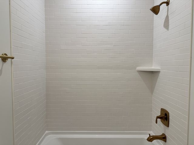 2068 Conductor Ln, Thompsons Station, TN 37179