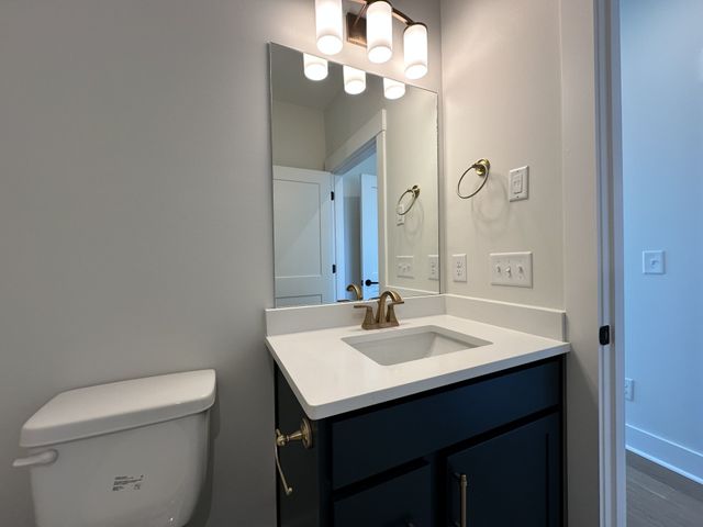 2068 Conductor Ln, Thompsons Station, TN 37179