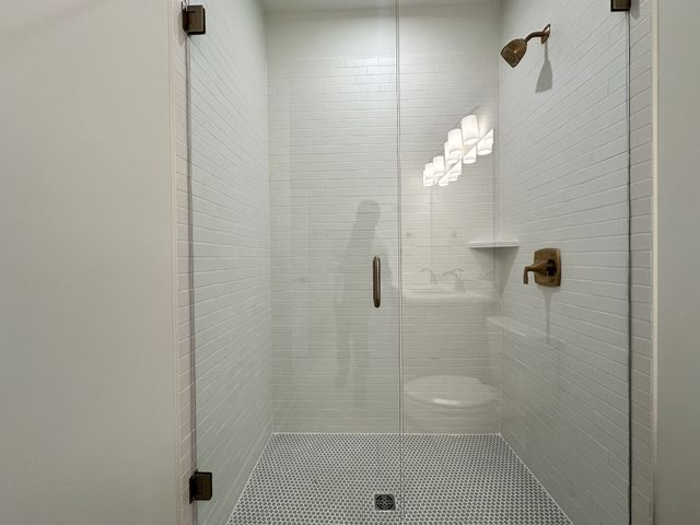 2068 Conductor Ln, Thompsons Station, TN 37179