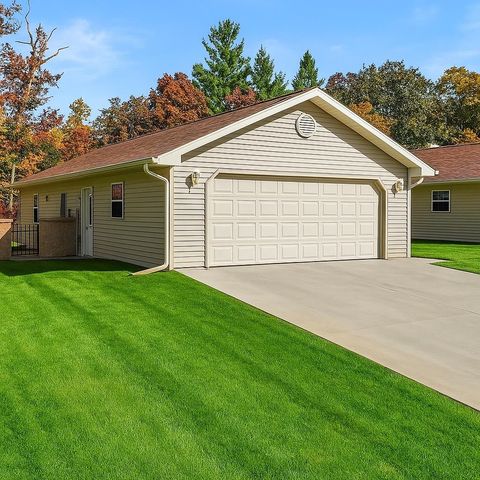 9842 Deer Track Court, Green Lake Twp, MI 49643