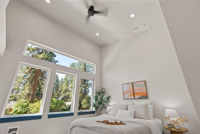 940 NE Norton Avenue Lot 4, Bend, OR 97701