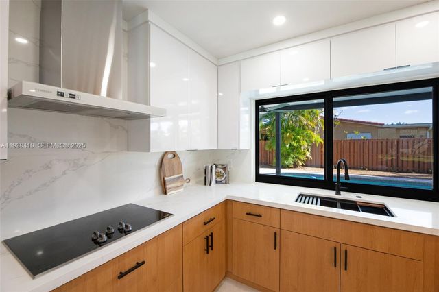 1655 N 50th Ave, Hollywood, FL 33021