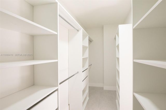 1655 N 50th Ave, Hollywood, FL 33021