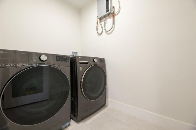 1655 N 50th Ave, Hollywood, FL 33021