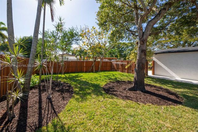 1655 N 50th Ave, Hollywood, FL 33021