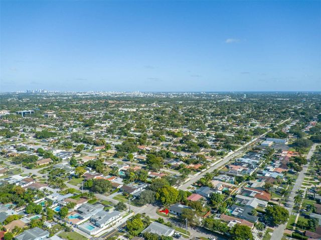 1655 N 50th Ave, Hollywood, FL 33021