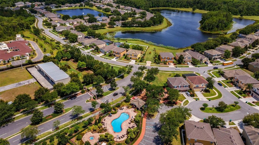 Image 60 of property listing at 10113 CYPRESS TRAIL DRIVE, Orlando, FL 32825