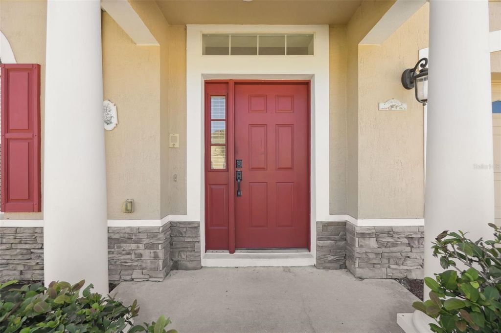 Image 7 of property listing at 10113 CYPRESS TRAIL DRIVE, Orlando, FL 32825