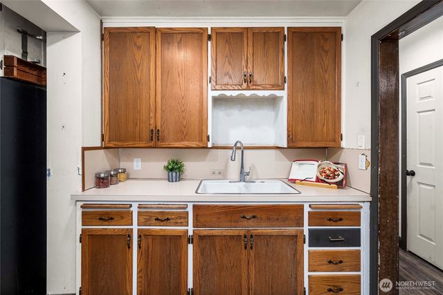 18 Oak Park Drive SW, Lakewood, WA 98499