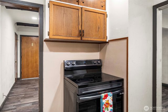 18 Oak Park Drive SW, Lakewood, WA 98499