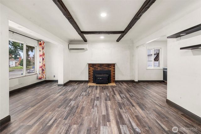 18 Oak Park Drive SW, Lakewood, WA 98499