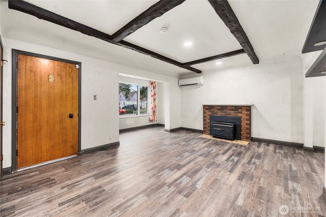 18 Oak Park Drive SW, Lakewood, WA 98499