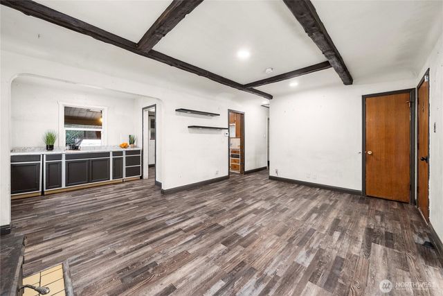 18 Oak Park Drive SW, Lakewood, WA 98499