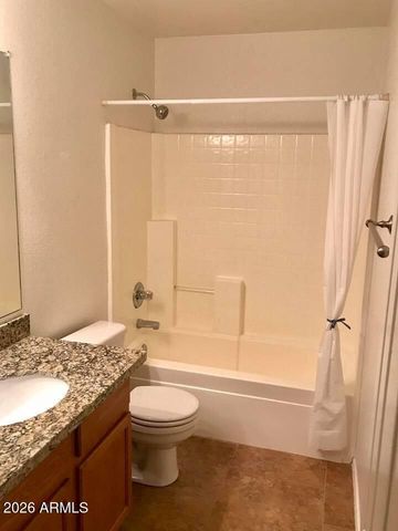 2425 E HAZELTINE Way, Chandler, AZ 85249