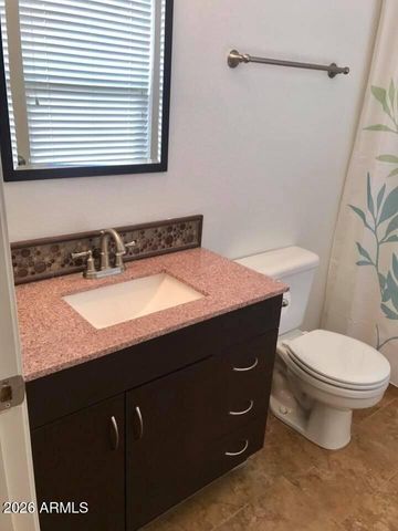 2425 E HAZELTINE Way, Chandler, AZ 85249