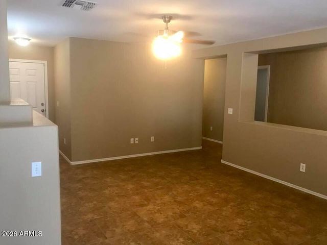 2425 E HAZELTINE Way, Chandler, AZ 85249