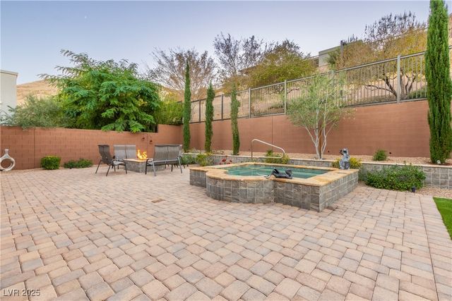 6133 Stone Rise Street, Las Vegas, NV 89135