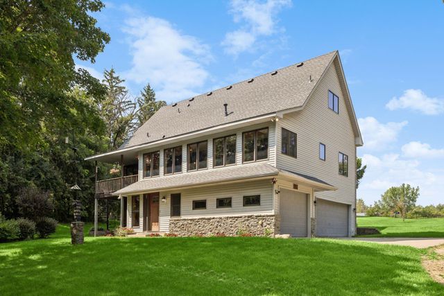 11415 242nd Court E, Lakeville, MN 55044