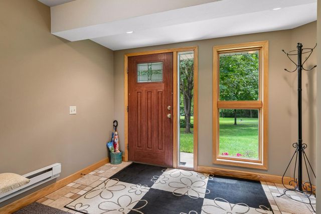 11415 242nd Court E, Lakeville, MN 55044