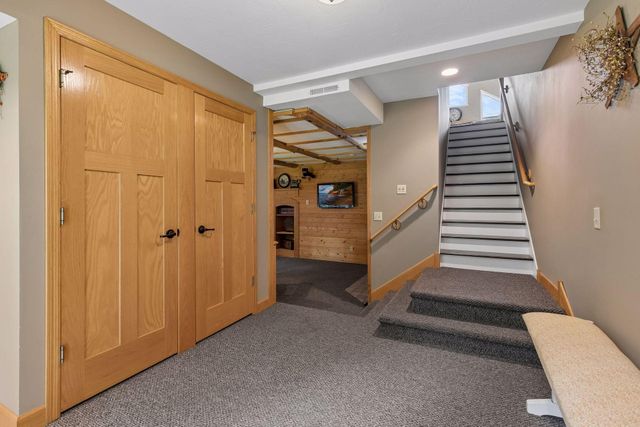 11415 242nd Court E, Lakeville, MN 55044
