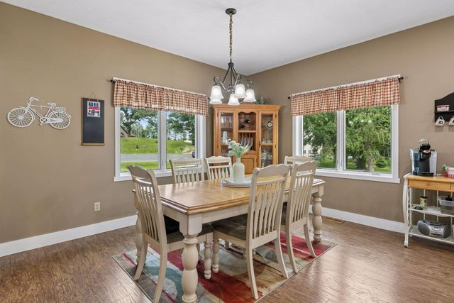11415 242nd Court E, Lakeville, MN 55044