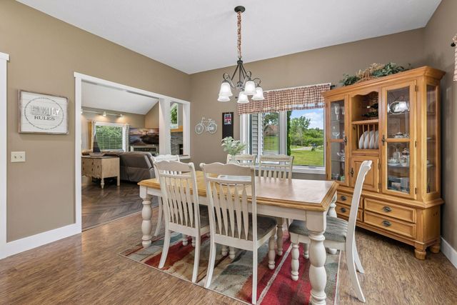 11415 242nd Court E, Lakeville, MN 55044