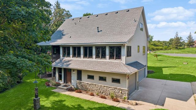 11415 242nd Court E, Lakeville, MN 55044